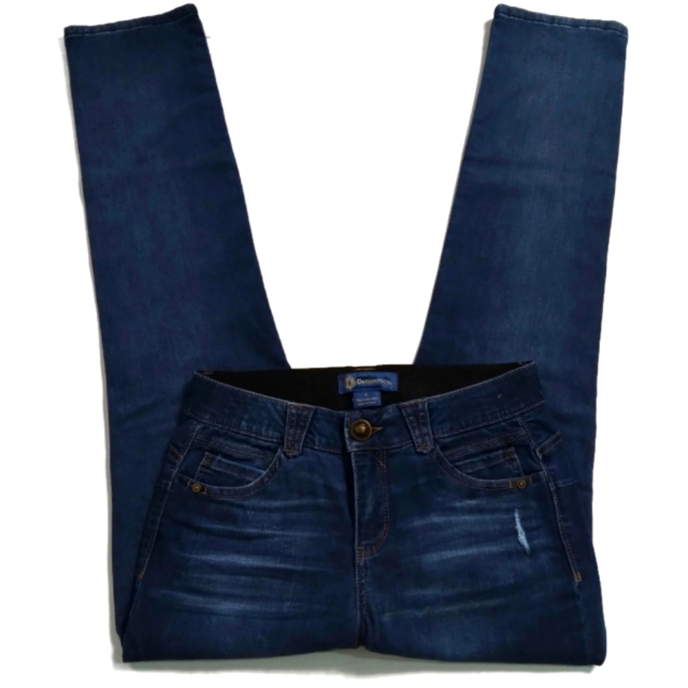 Democracy Jeans size 6